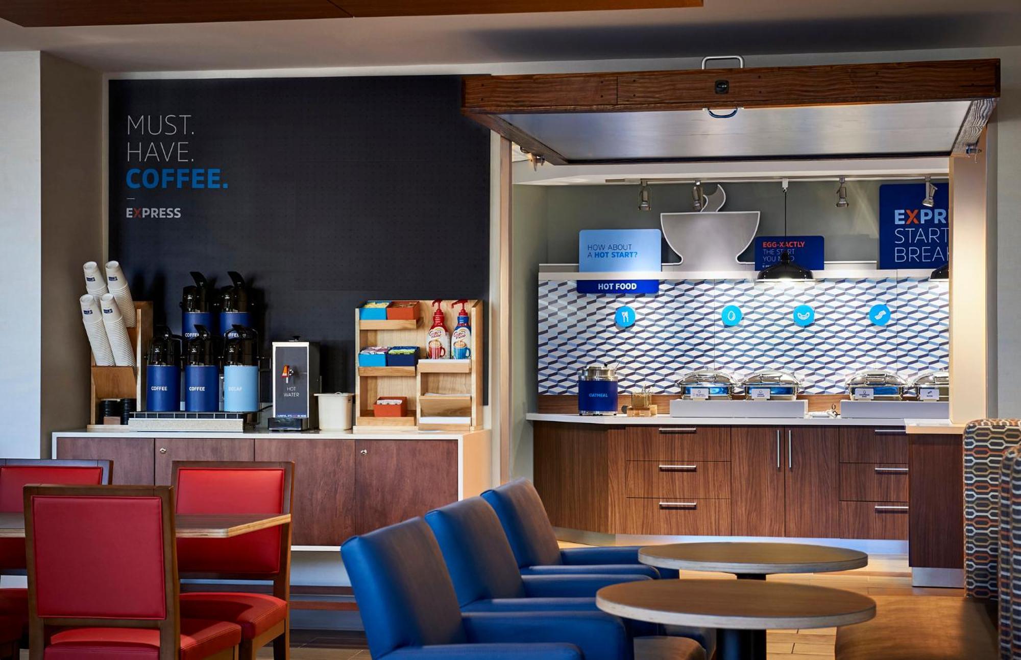 Holiday Inn Express & Suites - Miramar By Ihg Экстерьер фото