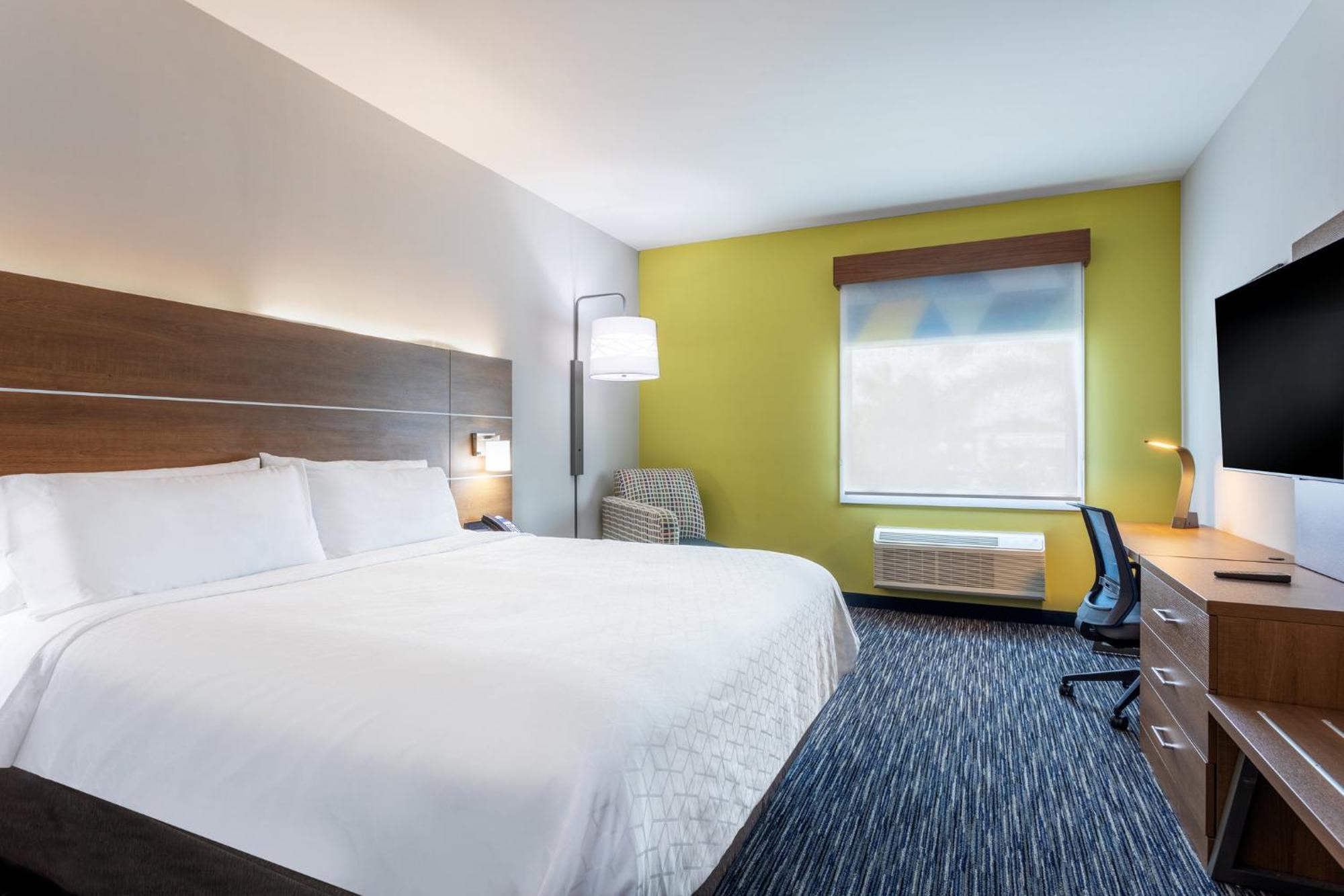Holiday Inn Express & Suites - Miramar By Ihg Экстерьер фото