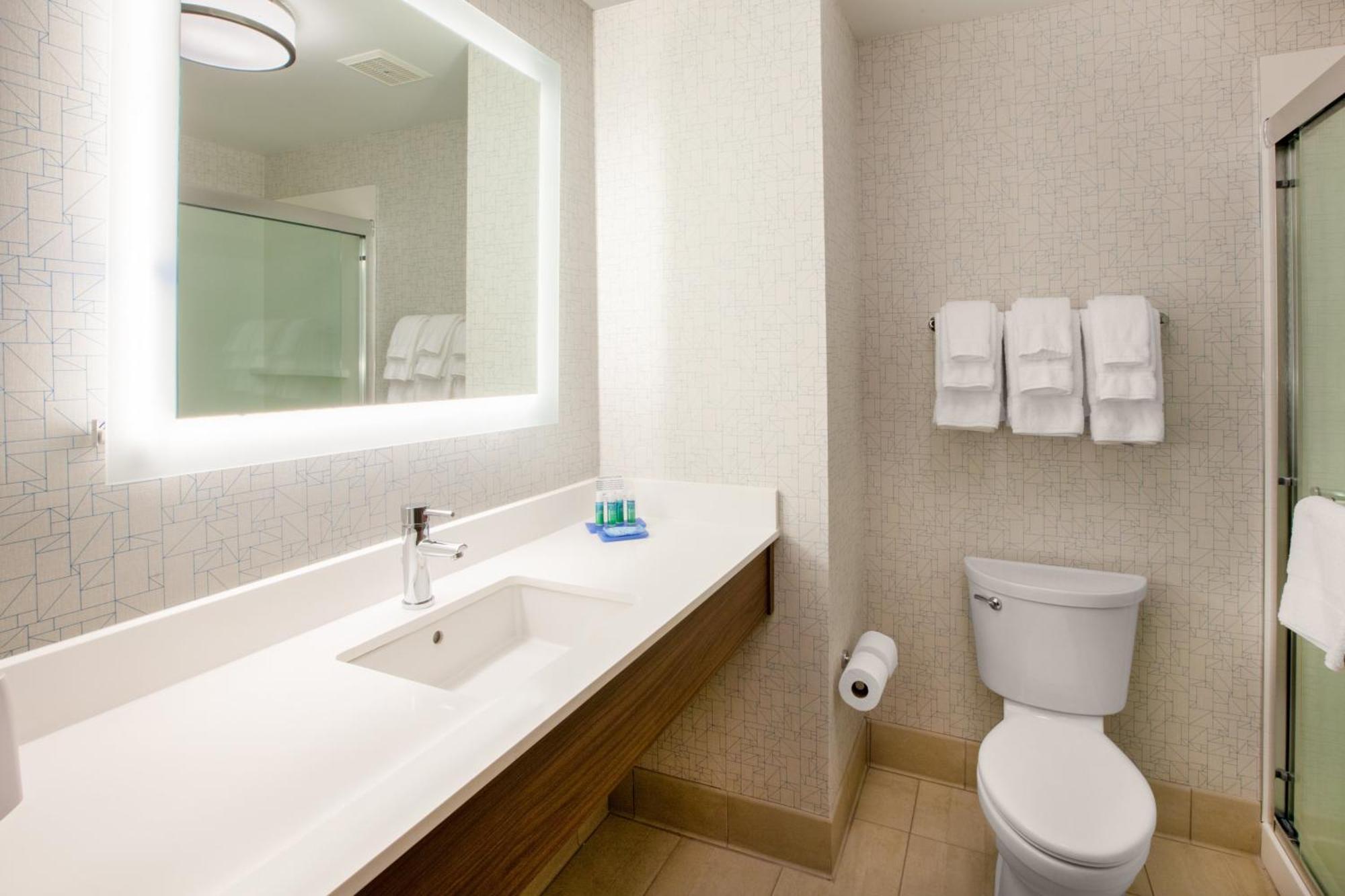 Holiday Inn Express & Suites - Miramar By Ihg Экстерьер фото