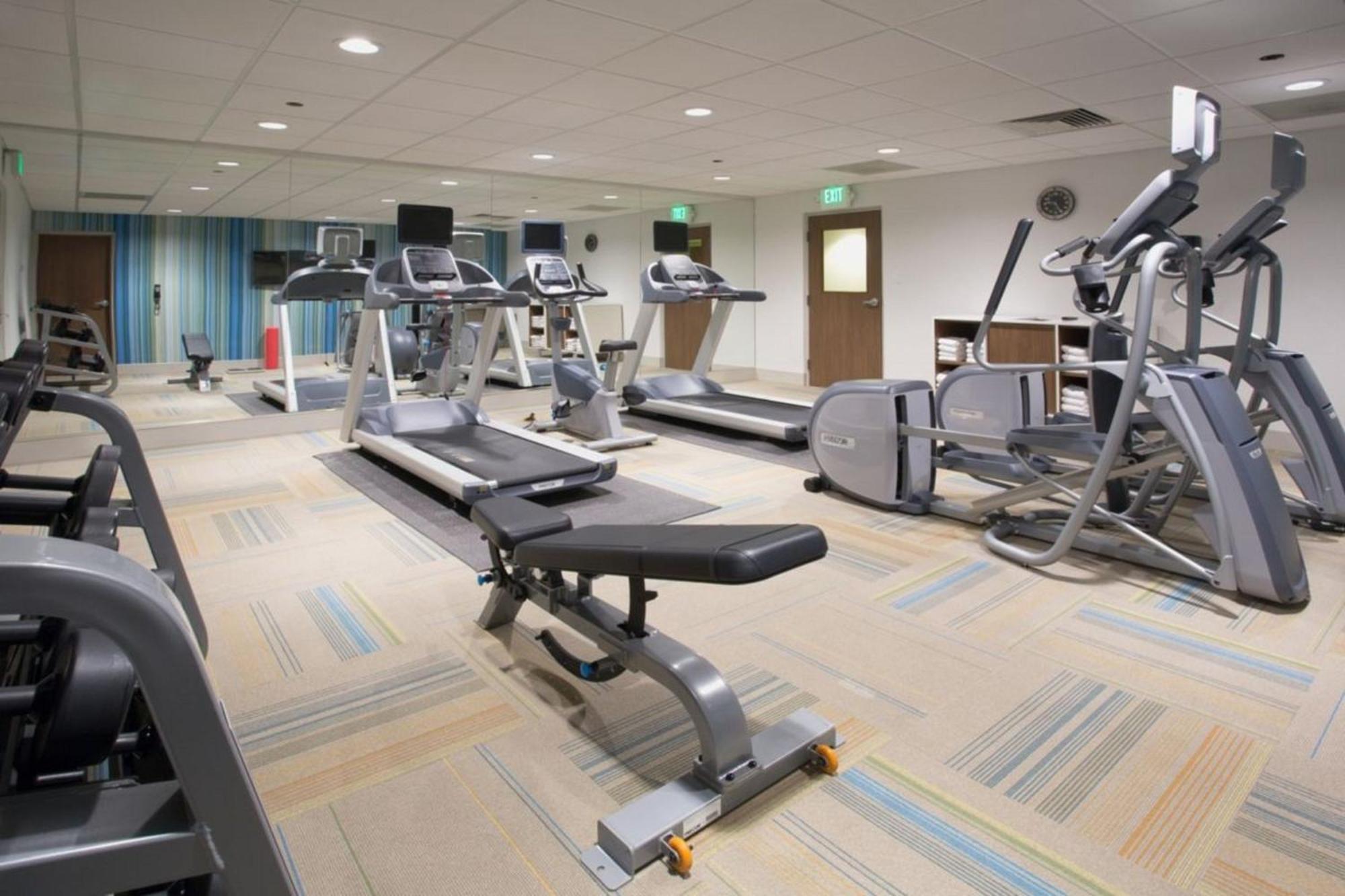 Holiday Inn Express & Suites - Miramar By Ihg Экстерьер фото